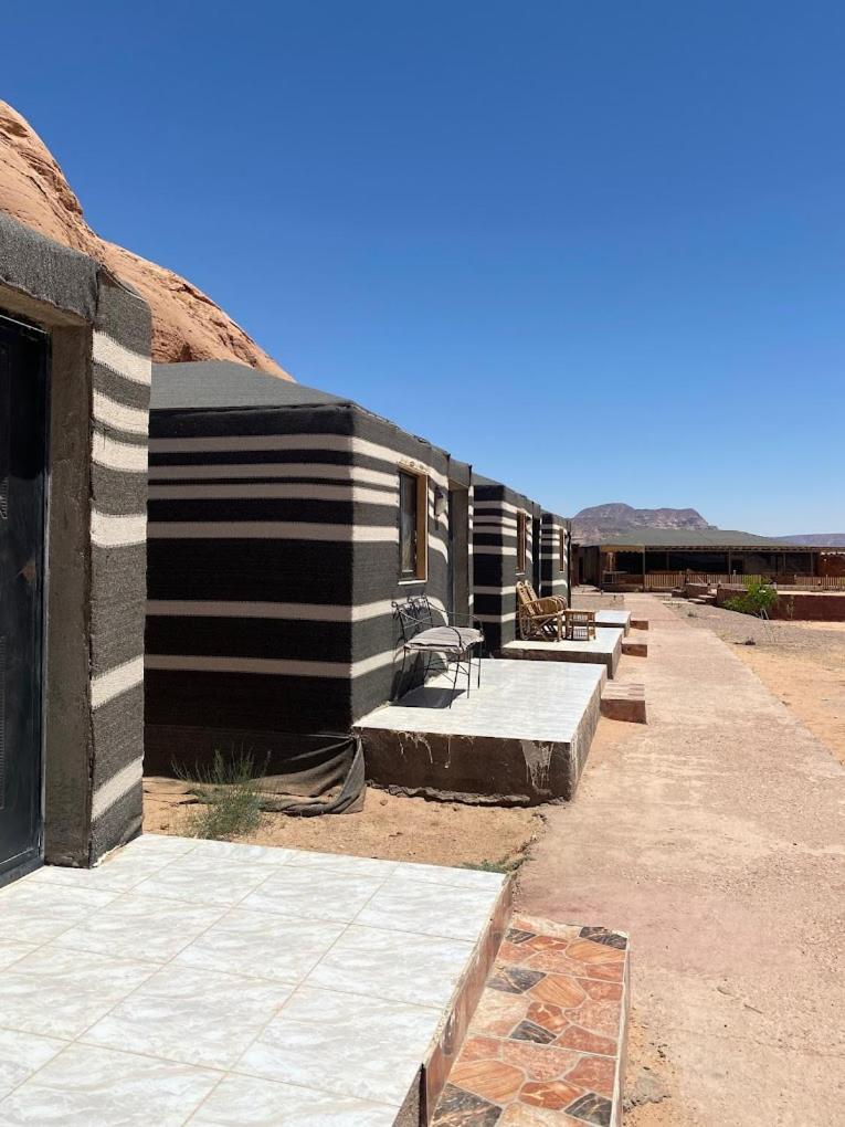 Caesar Desert Camp Вади Рум Екстериор снимка